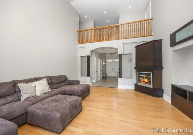 Photo 4 of Single family home for sale at 5578 Blackberry Blf Ct, Grand Rapids, MI 49512 | MLS# 70539364 | Listing updated on 2026-09-01