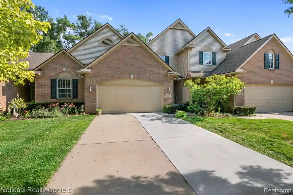 Photo 1 of Condo for sale at 8019 Springdale, White Lake, MI 48386 | MLS# 61031805 | Listing updated on 2026-10-16