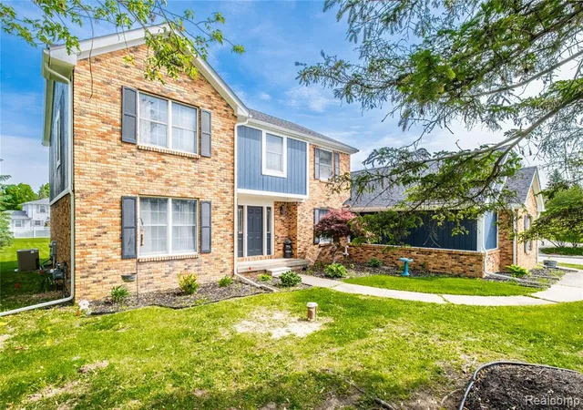 4th image of 9359 Lochmoor Dr, Davison, MI 48423 | MLS# 60995307