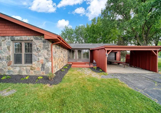 3rd image of 1260 N Posey Lake Hwy, Hudson, MI 49247 | MLS# 70539160