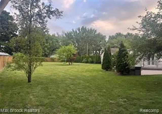 Homes for sale in Westland, MI | 33812 Casco Ct, Westland, MI 48186 | MLS# 61008909