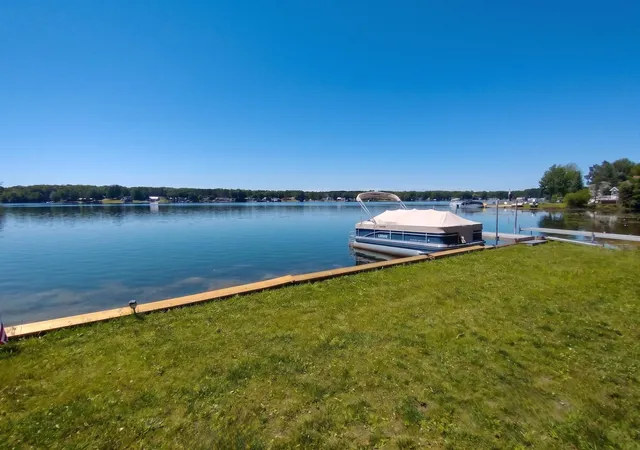 2nd image of 567 Mary Ln, Harrison, MI 48625 | MLS# 50213271