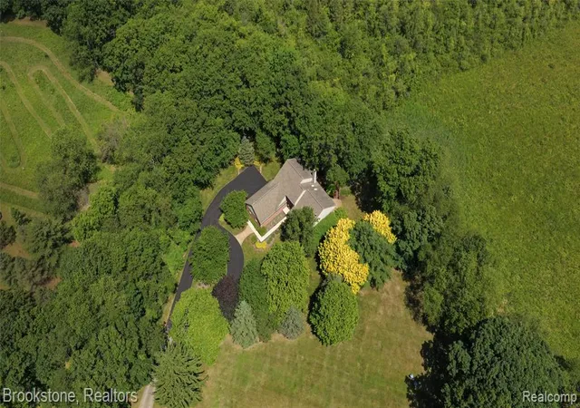 Homes for sale in Davisburg, MI | 12170 Shaffer Rd, Davisburg, MI 48350 | MLS# 61006747