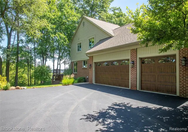 Homes for sale in Davisburg, MI | 12170 Shaffer Rd, Davisburg, MI 48350 | MLS# 61006747