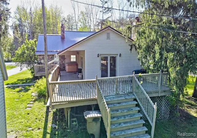 Homes for sale in Ortonville, MI | 1717 S Sashabaw Rd, Ortonville, MI 48462 | MLS# 60970240