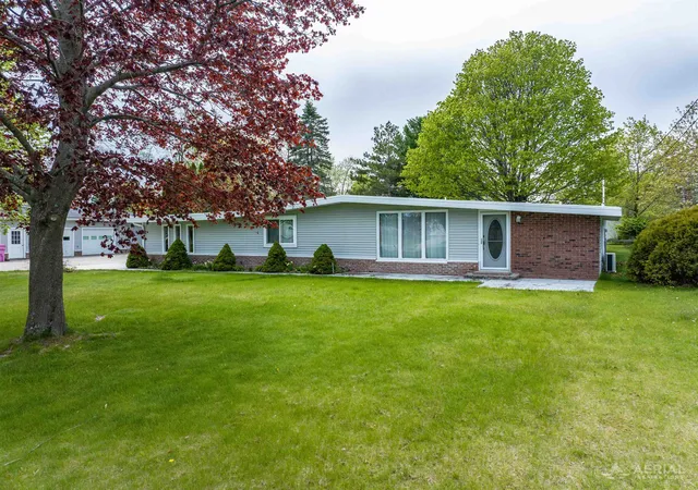 Homes for sale in Oscoda, MI | 5229 Cedar Lake Rd, Oscoda, MI 48750 | MLS# 80068711