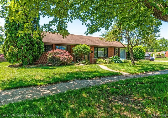 3rd image of 20510 Luna St, Clinton Township, MI 48035 | MLS# 61006186