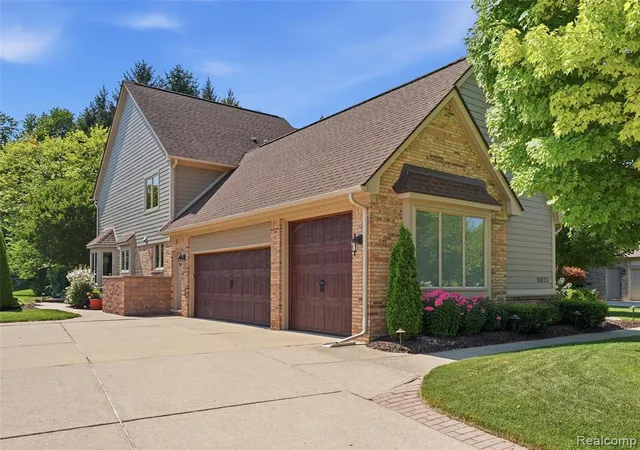 Photo 1 of Sale Pending at 50173 Hedgeway Dr, Shelby Township, MI 48317 | MLS# 61018498 | Listing updated on 2026-08-30