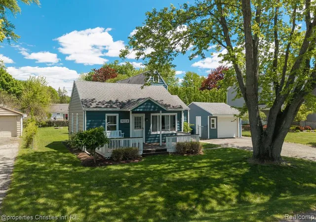 Homes for sale in Plymouth, MI | 9034 Elmhurst Ave, Plymouth, MI 48170 | MLS# 61001040