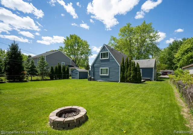 Homes for sale in Plymouth, MI | 9034 Elmhurst Ave, Plymouth, MI 48170 | MLS# 61001040