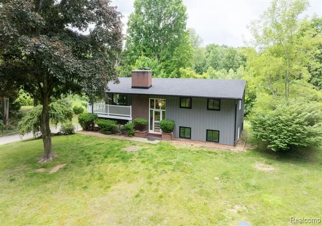 Homes for sale in Dexter, MI | 7333 Toma Rd, Dexter, MI 48130 | MLS# 61003093