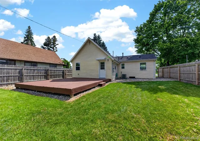 Homes for sale in Madison Heights, MI | 26725 Palmer Blvd, Madison Heights, MI 48071 | MLS# 61008007