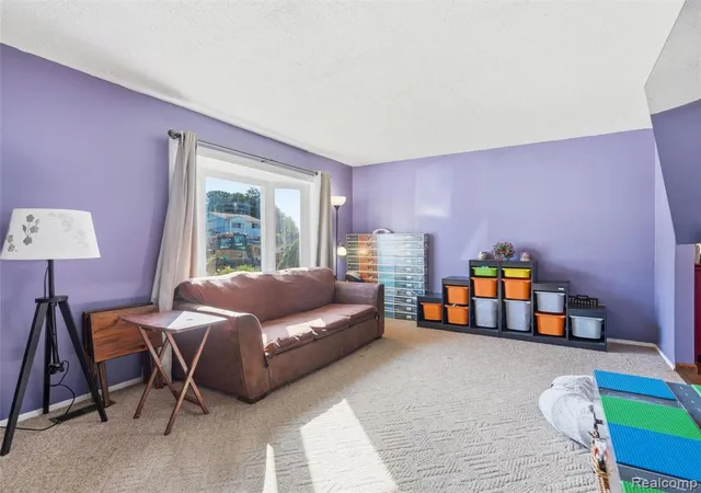 Photo 3 of Sale Pending at 27732 Westcott Crescent Cir, Farmington Hills, MI 48334 | MLS# 61018452 | Listing updated on 2026-08-23