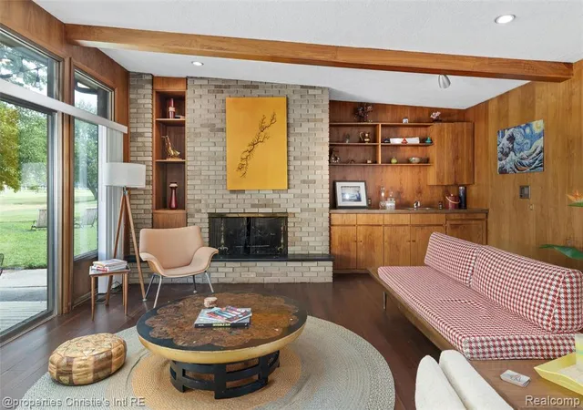 5th image of 2771 W 7 Mile Rd, Detroit, MI 48221 | MLS# 61005966