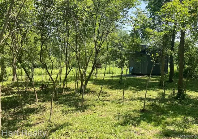 Homes for sale in Silverwood, MI | 4250 Midway Rd, Silverwood, MI 48760 | MLS# 60973729