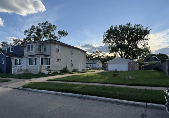 Homes for sale in Wyandotte, MI | 3886 14Th St, Wyandotte, MI 48192 | MLS# 70540468