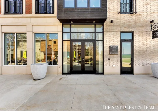 Homes for sale in Spring Lake, MI | 110 W Savidge St #201, Spring Lake, MI 49456 | MLS# 70530617