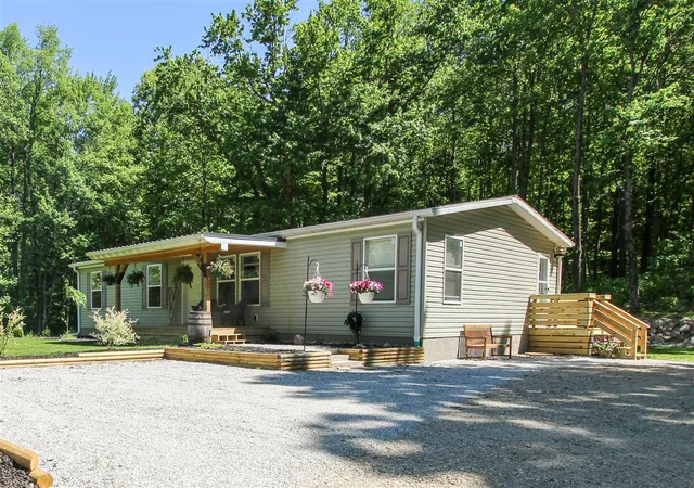 Homes for sale in Marcellus, MI | 10877 Floating Bridge Rd, Marcellus, MI 49067 | MLS# 70535438