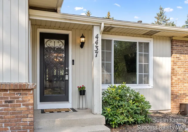 Photo 2 of Sale Pending at 4437 Forest Park Dr, Wyoming, MI 49519 | MLS# 70547490 | Listing updated on 2026-07-30