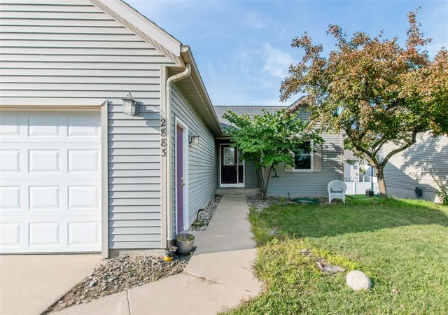 2nd image of 2883 Burritt St, Grand Rapids, MI 49504 | MLS# 70493165