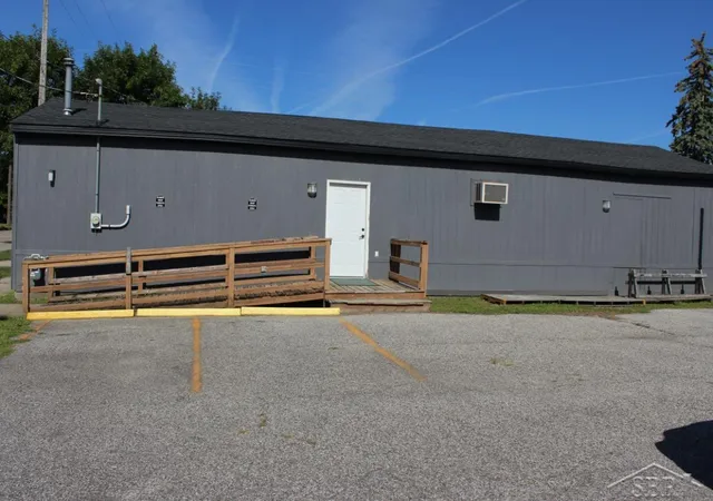 4th image of 512 Germania Ave, Bay City, MI 48706 | MLS# 50186870
