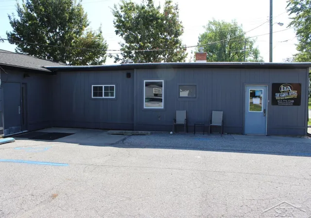 5th image of 512 Germania Ave, Bay City, MI 48706 | MLS# 50186870