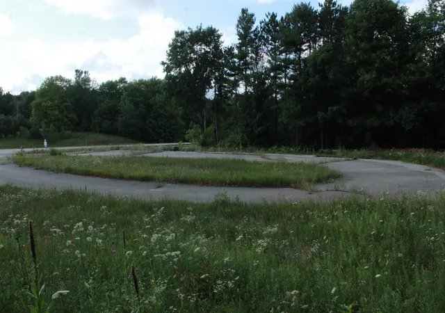 7th image of 1202 N Us31, Traverse City, MI 49685 | MLS# 80061843
