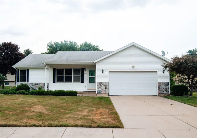 Homes for sale in Byron Center, MI | 6674 Airfield Ct, Byron Center, MI 49315 | MLS# 70539290