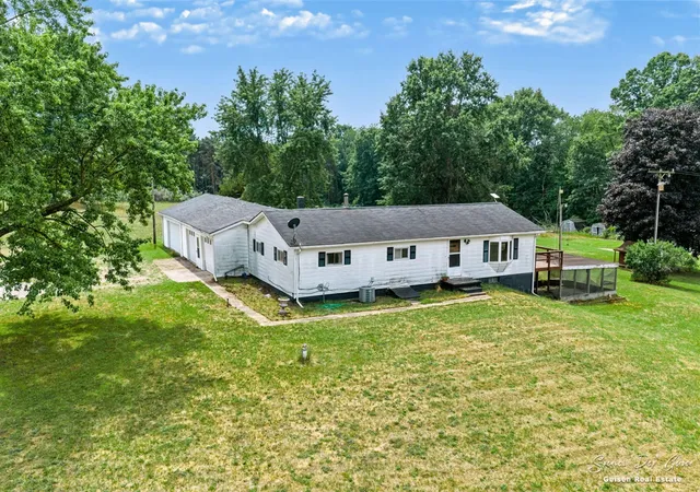 4th image of 2168 Kellogg Rd, Ionia, MI 48846 | MLS# 70551469
