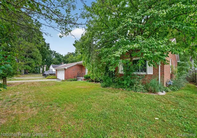 Photo 2 of Single family home for sale at 19919 Gaylord, Redford, MI 48240 | MLS# 61020176 | Listing updated on 2026-09-02