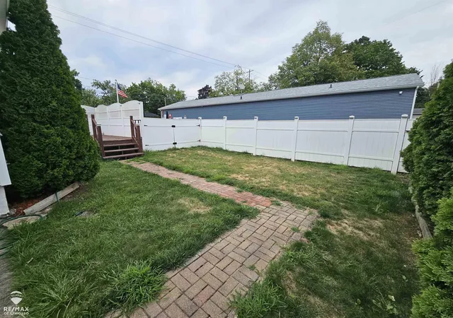 Photo 35 of Single family home for sale at 614 E Oliver St, Owosso, MI 48867 | MLS# 50217559 | Listing updated on 2026-08-08