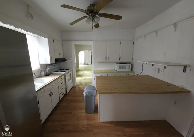 Photo 5 of Single family home for sale at 614 E Oliver St, Owosso, MI 48867 | MLS# 50217559 | Listing updated on 2026-08-08