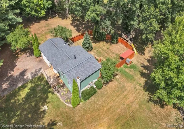 Photo 2 of Sale Pending at 2488 Springfield Dr, Lapeer, MI 48446 9014 | MLS# 61023700 | Listing updated on 2026-09-09