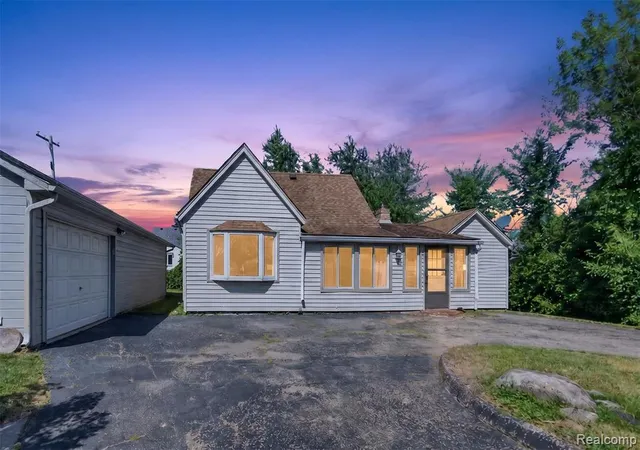 1st image of 25801 Fern St, Roseville, MI 48066 | MLS# 61016488