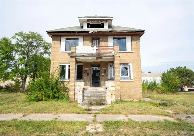 Multi family home for sale at 2626 Tyler St, Detroit, MI 48238 | MLS# 60940337