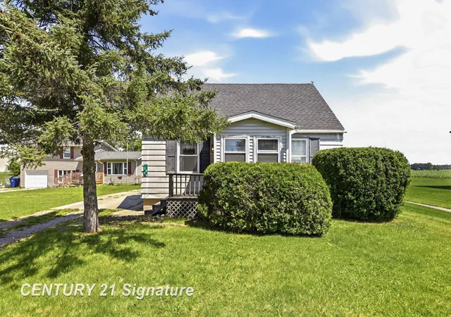 3rd image of 6737 Dixie Hwy, Bridgeport, MI 48722 | MLS# 50212752