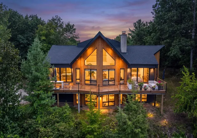 Photo 1 of Single family home for sale at 875 Lost Nations Trl, Traverse City, MI 49686 | MLS# 80072746 | Listing updated on 2026-08-27