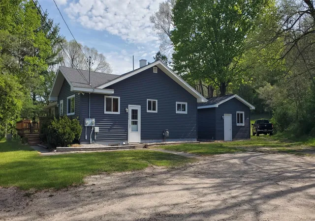Homes for sale in Honor, MI | 11950 Honor Hwy, Honor, MI 49640 | MLS# 80068838