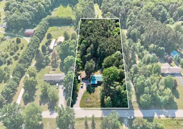 Homes for sale in Caro, MI | 2248 Vickory Rd, Caro, MI 48732 | MLS# 50211388