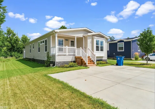 Photo 3 of Single family home for sale at 6500 Prince Blvd, Fenton, MI 48430 | MLS# 50217616 | Listing updated on 2026-08-31