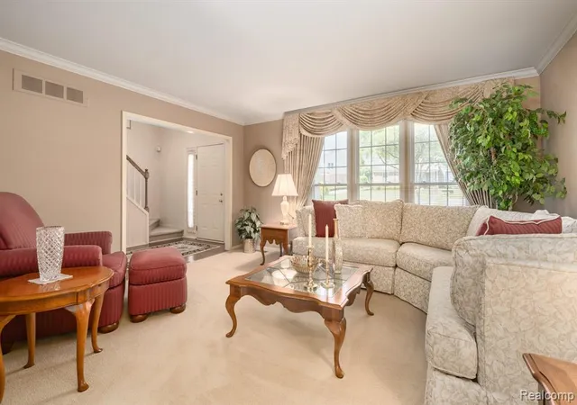 Photo 5 of Single Family Residence at 44828 Roundview Dr, Novi, MI 48375 | MLS# 60999114 | | Sold on 2026-07-10