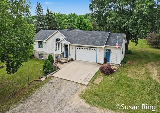 Homes for sale in Sheridan, MI | 3454 Holland Lake, Sheridan, MI 48884 | MLS# 70539862