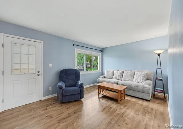 Photo 3 of Sale Pending at 3376 Chalice Rd, Lake Orion, MI 48359 1115 | MLS# 61024474 | Listing updated on 2026-08-31