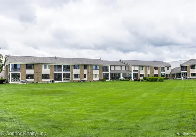 Homes for sale in Marysville, MI | 1660 River Rd #53, Marysville, MI 48040 | MLS# 60968800