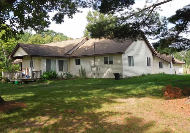 Photo 1 of Sale Pending at 520 Birchwood Ln, Gladwin, MI 48624 | MLS# 50219885 | Listing updated on 2026-08-31