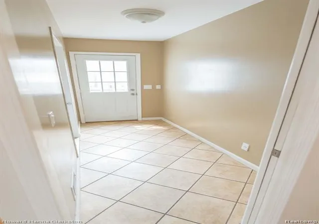 3rd image of 3452 Cone Ave, Rochester Hills, MI 48309 | MLS# 61000423