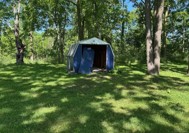Homes for sale in Deckerville, MI | 4550 Snover Rd, Deckerville, MI 48427 | MLS# 50183162