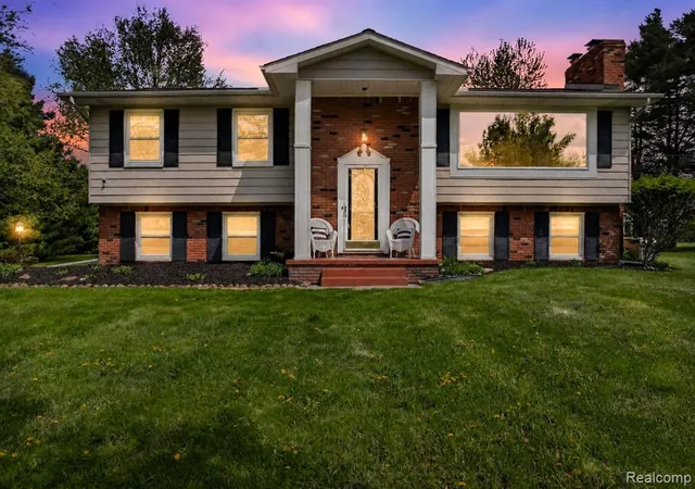 Homes for sale in Ortonville, MI | 1180 N Hurd Rd, Ortonville, MI 48462 | MLS# 61002745