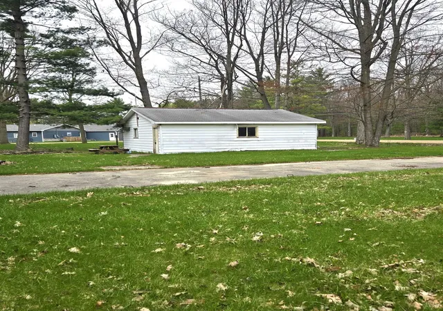 Photo 3 of Land for sale at 4110 Bay View Dr, Beaverton, MI 48612 | MLS# 50205704 | Listing updated on 2026-04-29