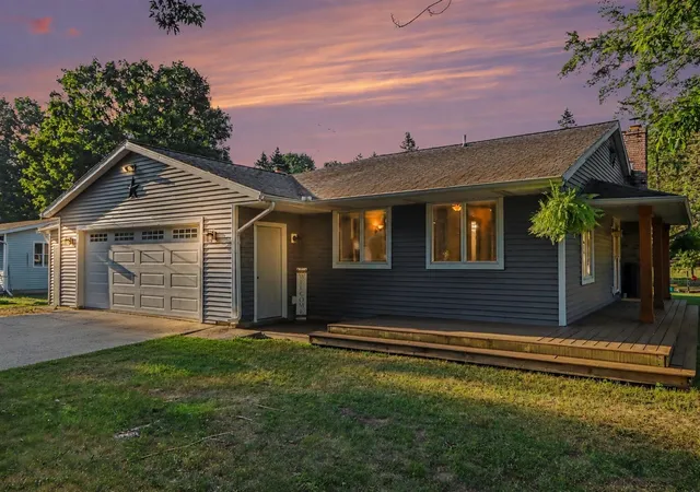 1st image of 9990 N 16th St, Plainwell, MI 49080 | MLS# 70550101